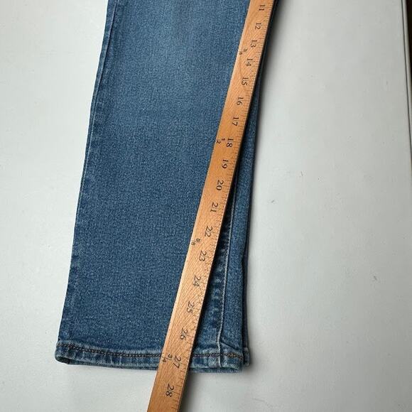 Levis Jeans Womens 31 Blue Wedgie Straight Button Fly Stretch Pockets High Rise - Picture 12 of 14